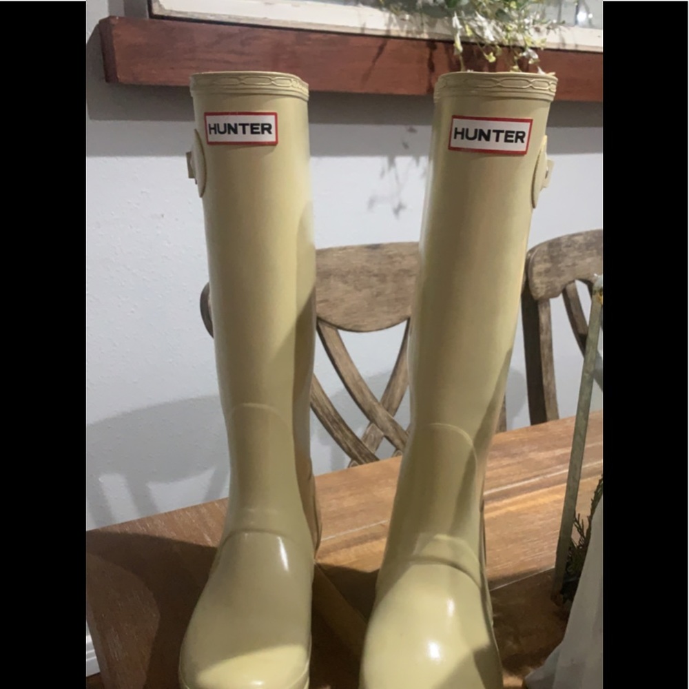 Original gloss tan Hunter boots